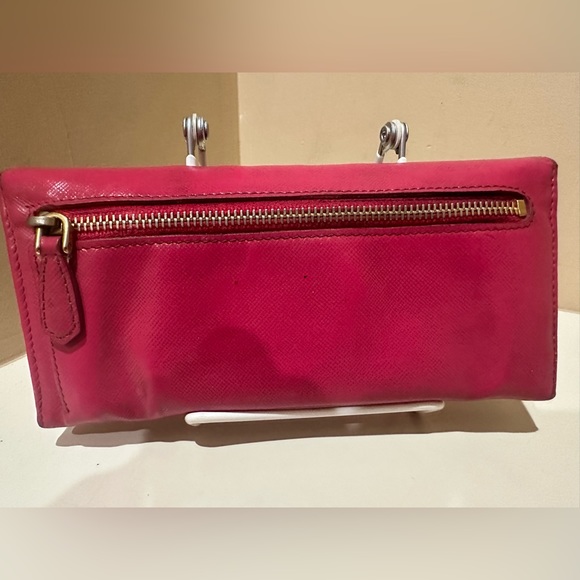 Prada Saffiano Pink Bow Snap Long Wallet - Picture 2 of 15